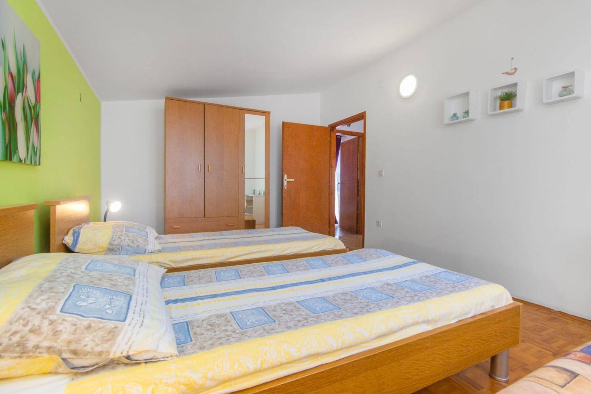 Apartments Alaga Tribunj  Exterior photo
